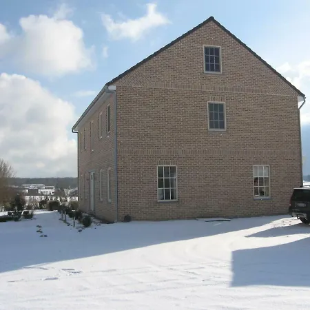 Cambo Villa